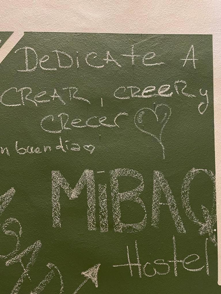 Mibaq Hostel Buenos Aires Exterior photo