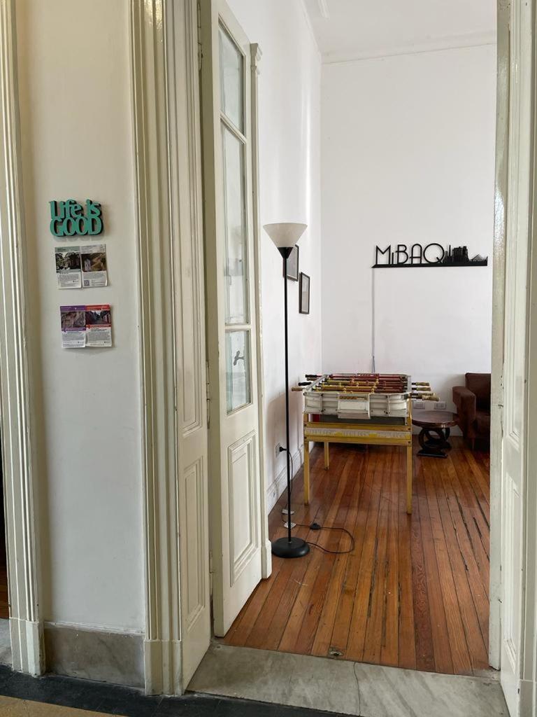 Mibaq Hostel Buenos Aires Exterior photo